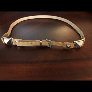 🌷🌷BCBG MaxAzria Belt